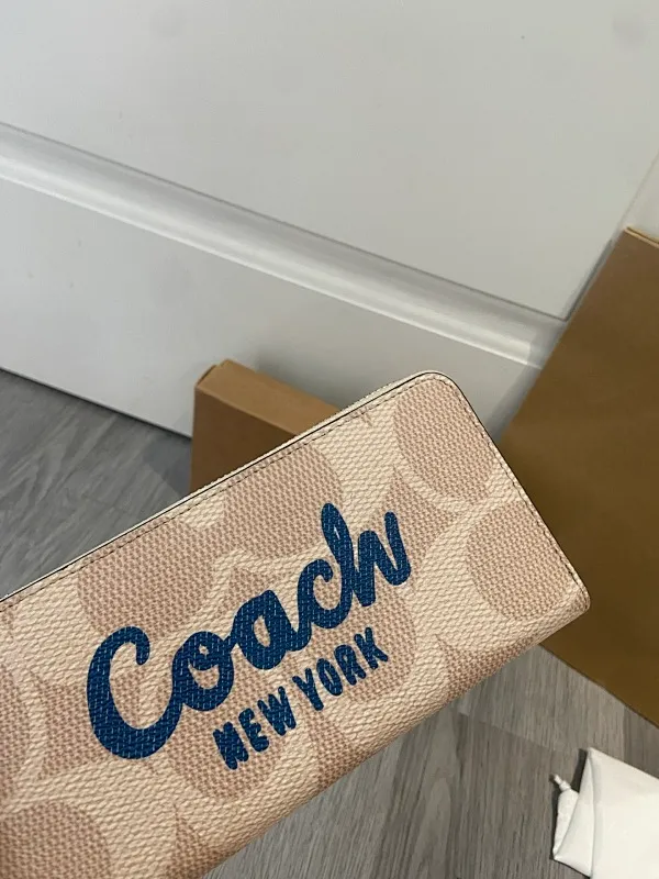 All Categories Coach Wallet (COACH) Coach CZ330
