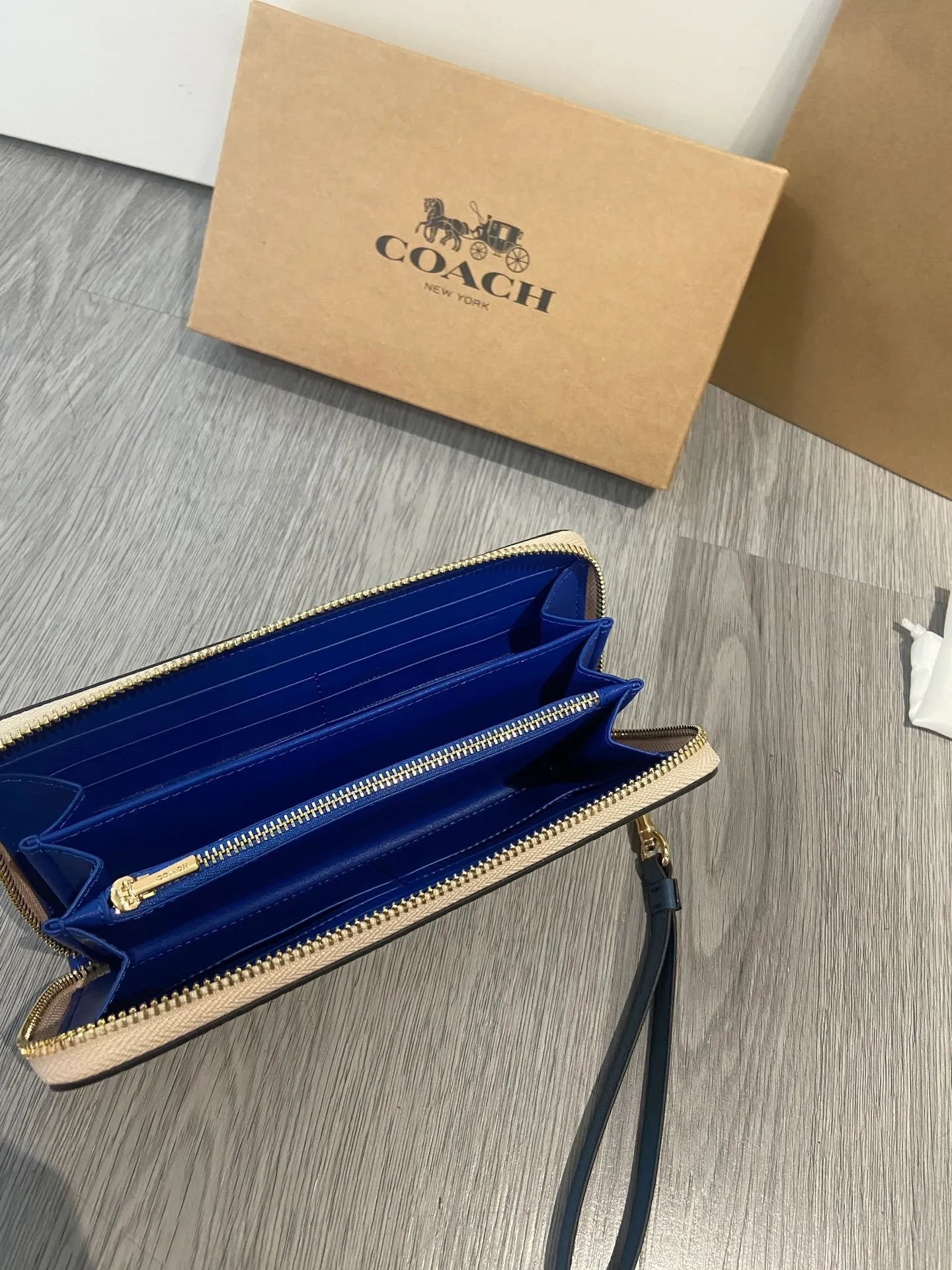 All Categories Coach Wallet (COACH) Coach CZ330