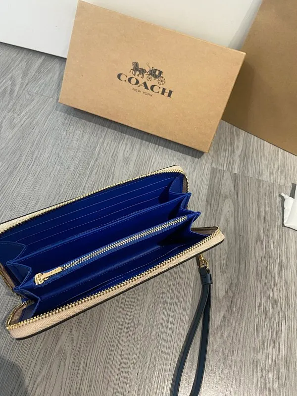 All Categories Coach Wallet (COACH) Coach CZ330