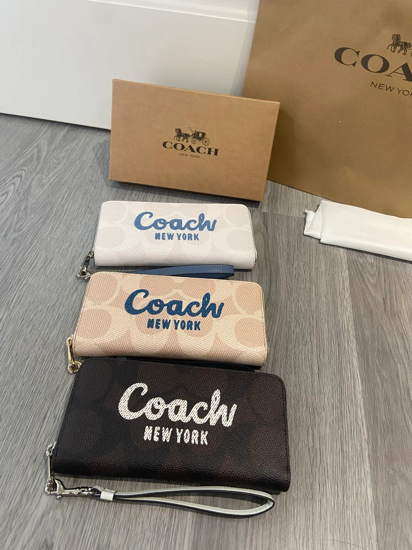 All Categories Coach Wallet (COACH) Coach CZ330
