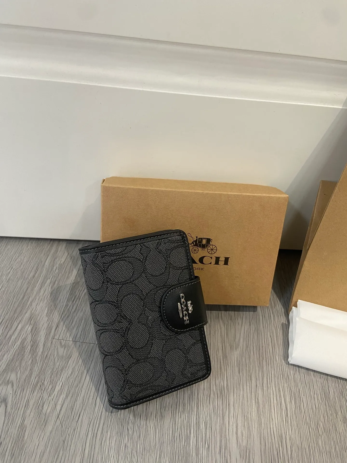 All Categories Coach Wallet (COACH) Coach CU402