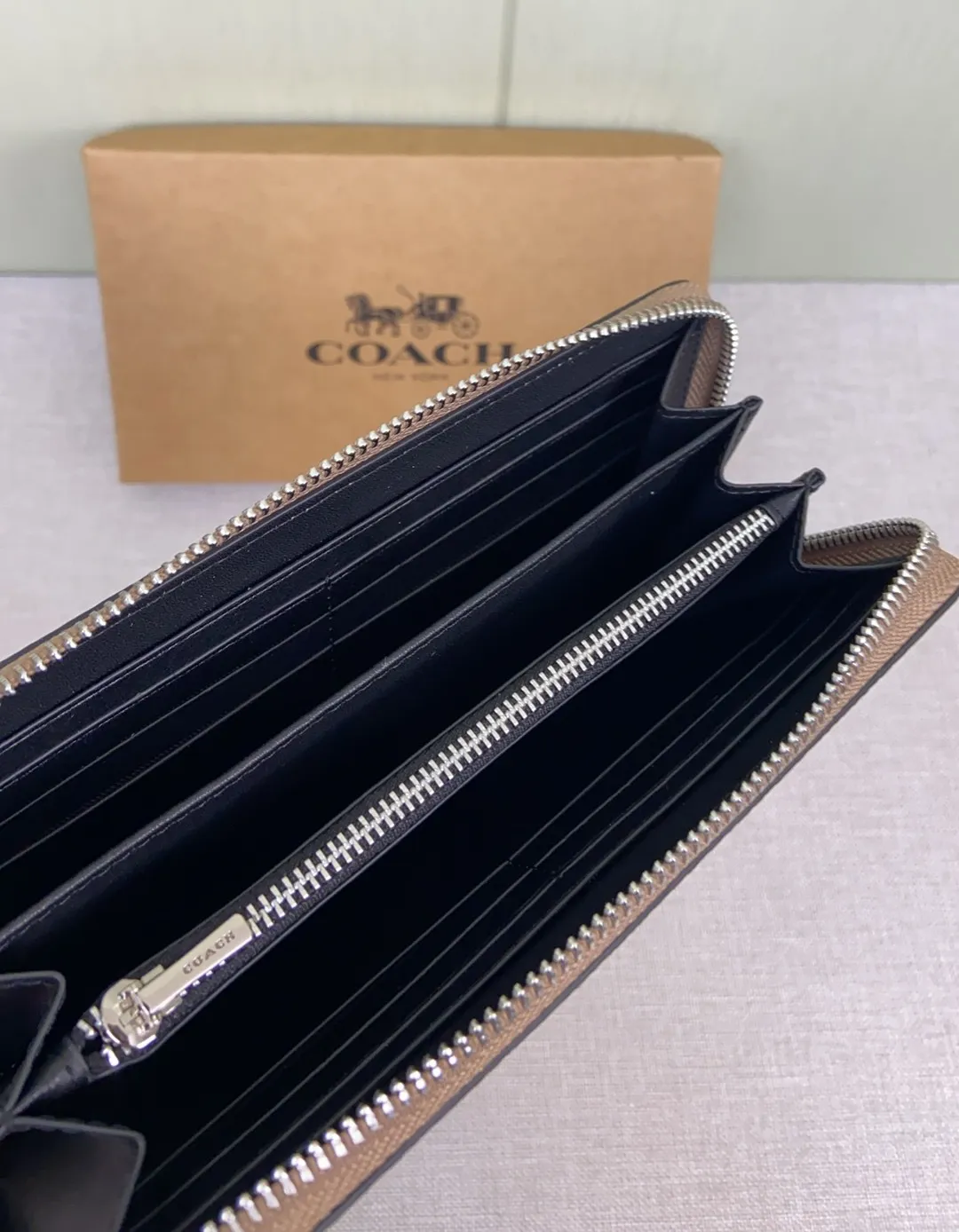 All Categories Coach Wallet (COACH) Coach CZ326