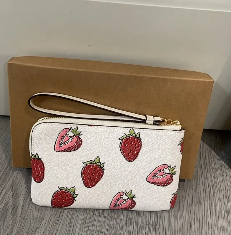 All Categories Coach Wallet (COACH) Coach CW854