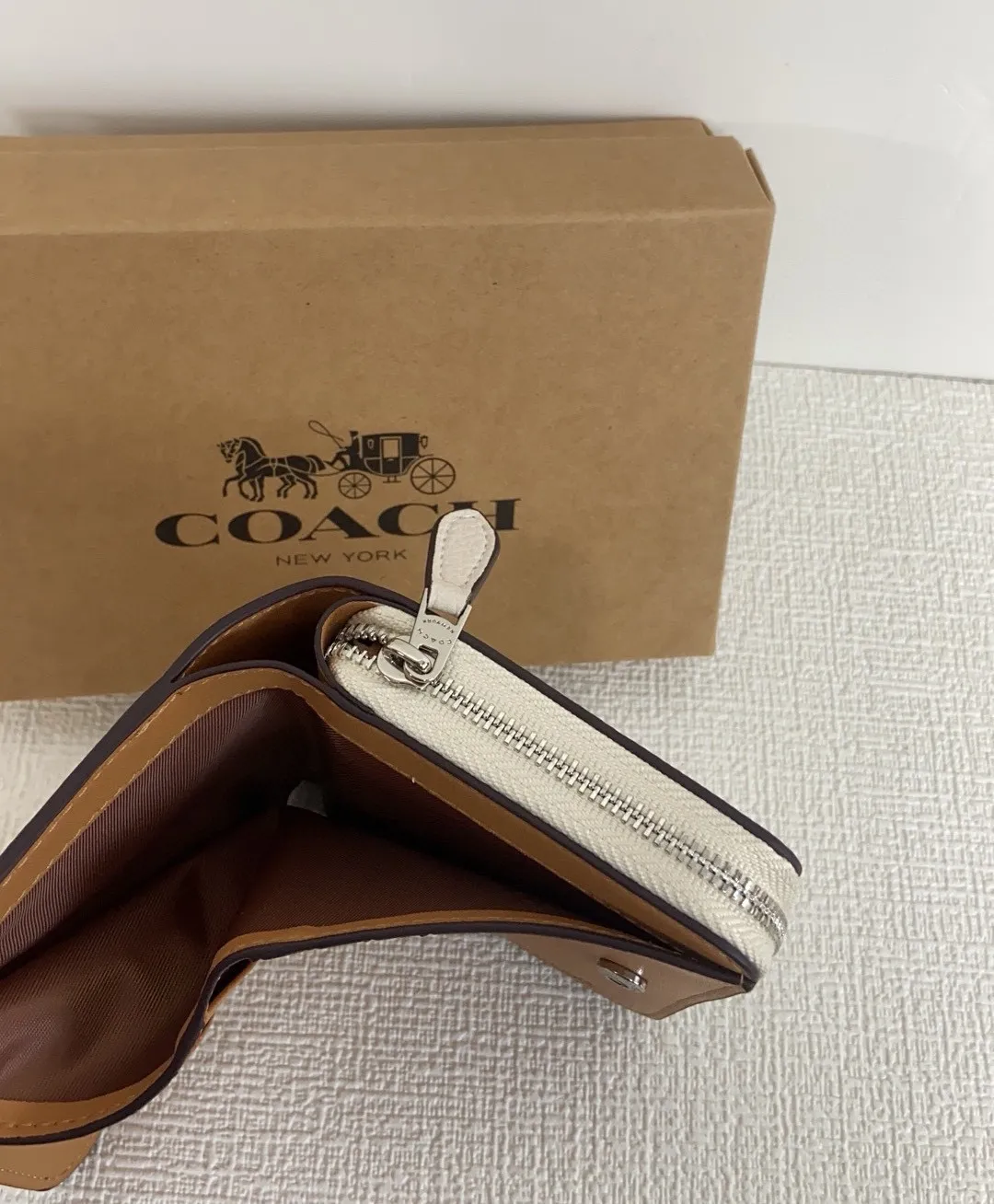 All Categories COACH WALLET COACH CO256