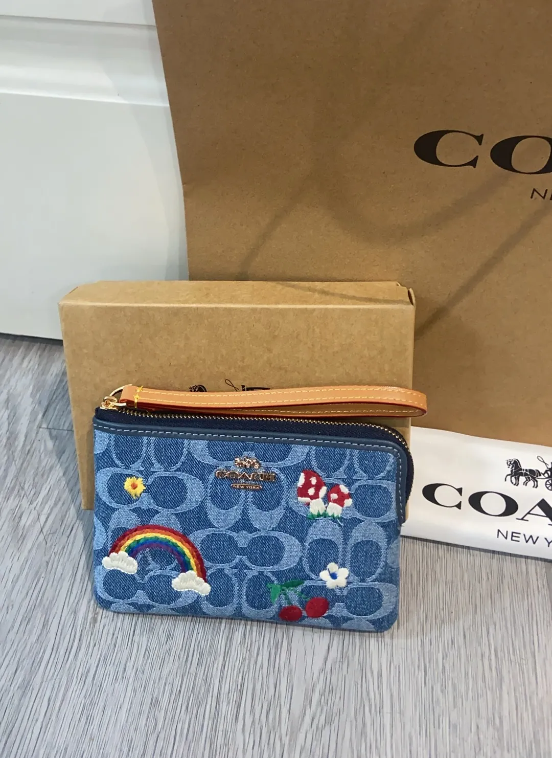 All Categories Coach Wallet (COACH) Coach CN033