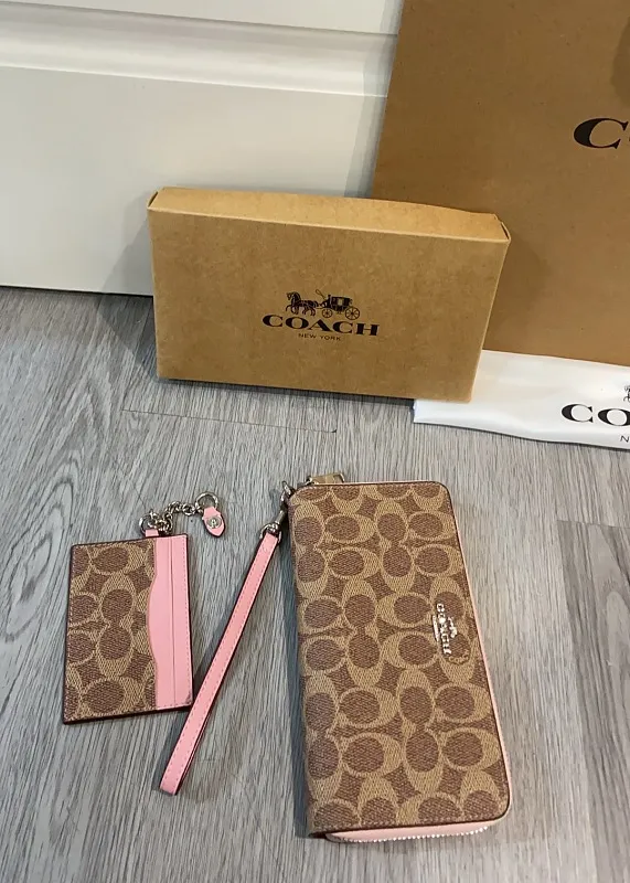 All Categories Coach Wallet (COACH) Coach CBZ98
