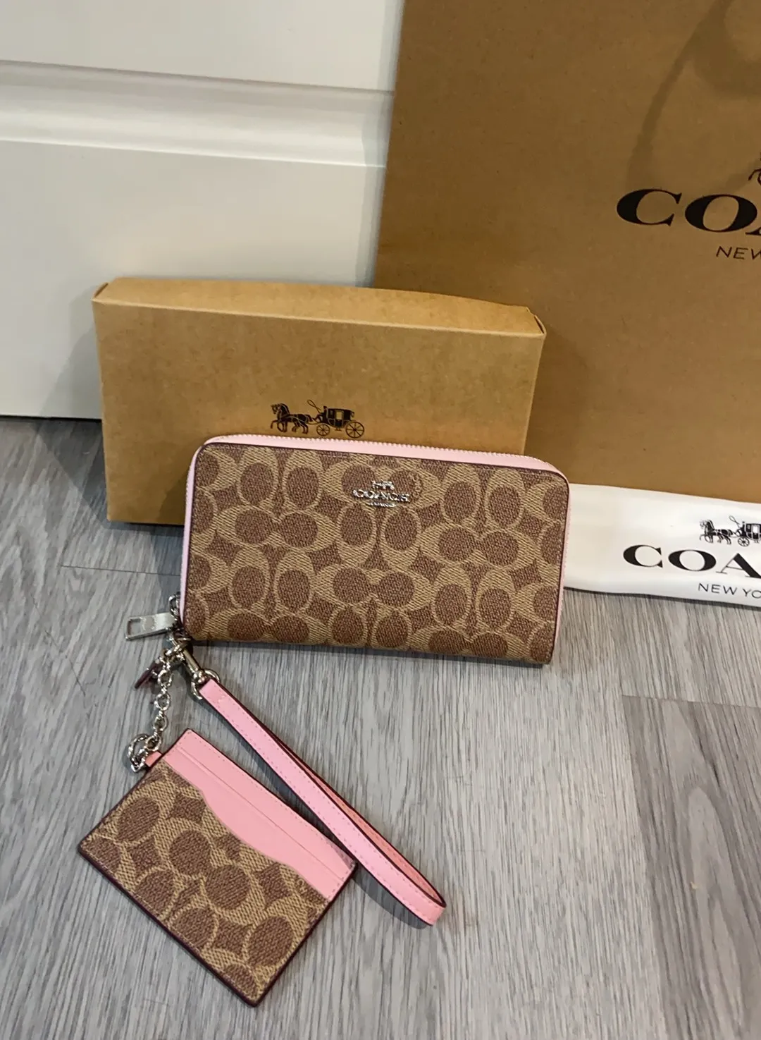 All Categories Coach Wallet (COACH) Coach CBZ98