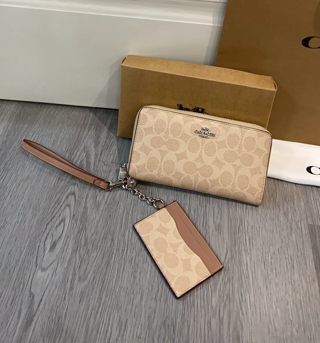 All Categories Coach Wallet (COACH) Coach CBZ98