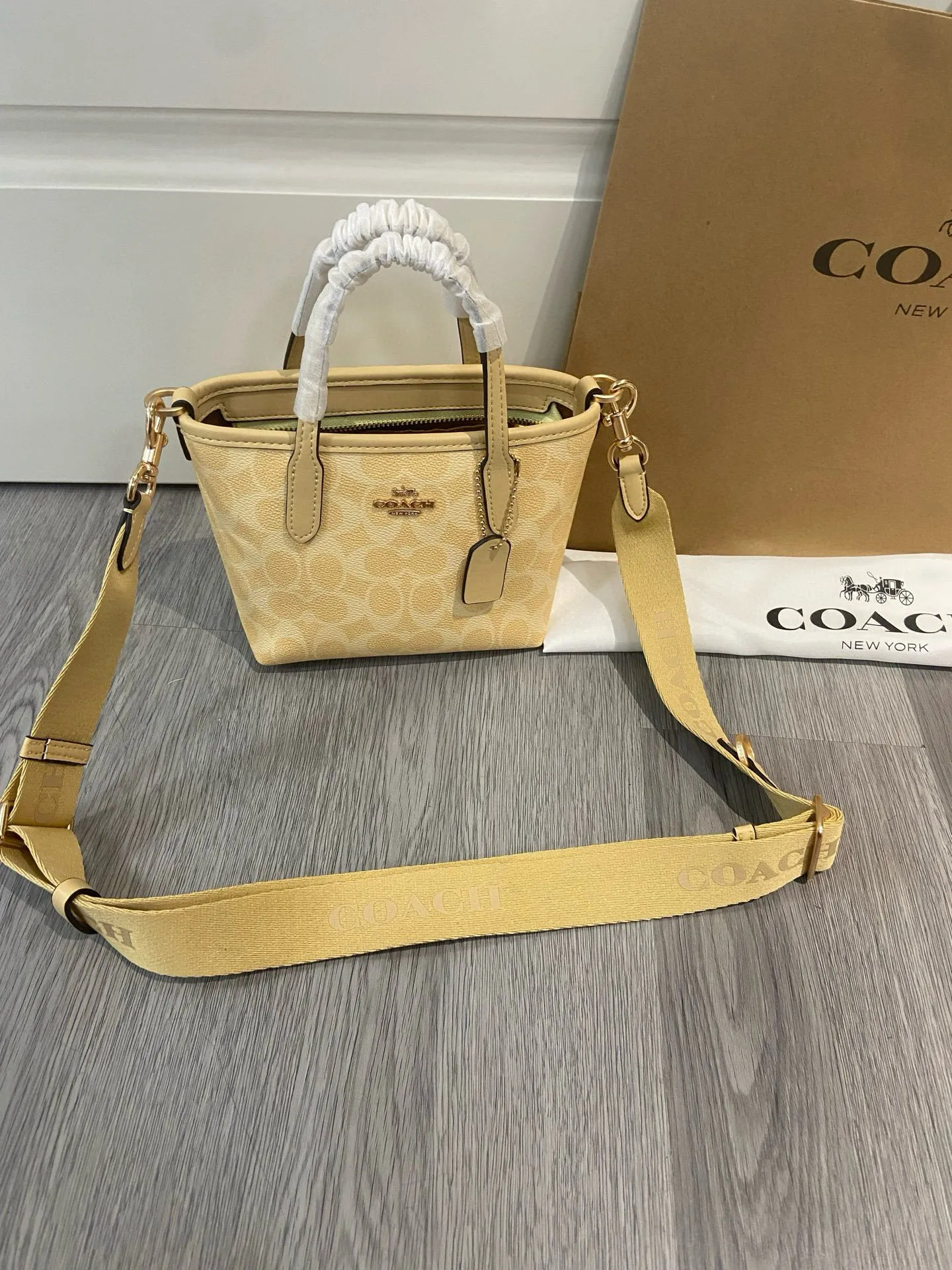 All Categories Coach Women's Bags (COACH) Coach CW032