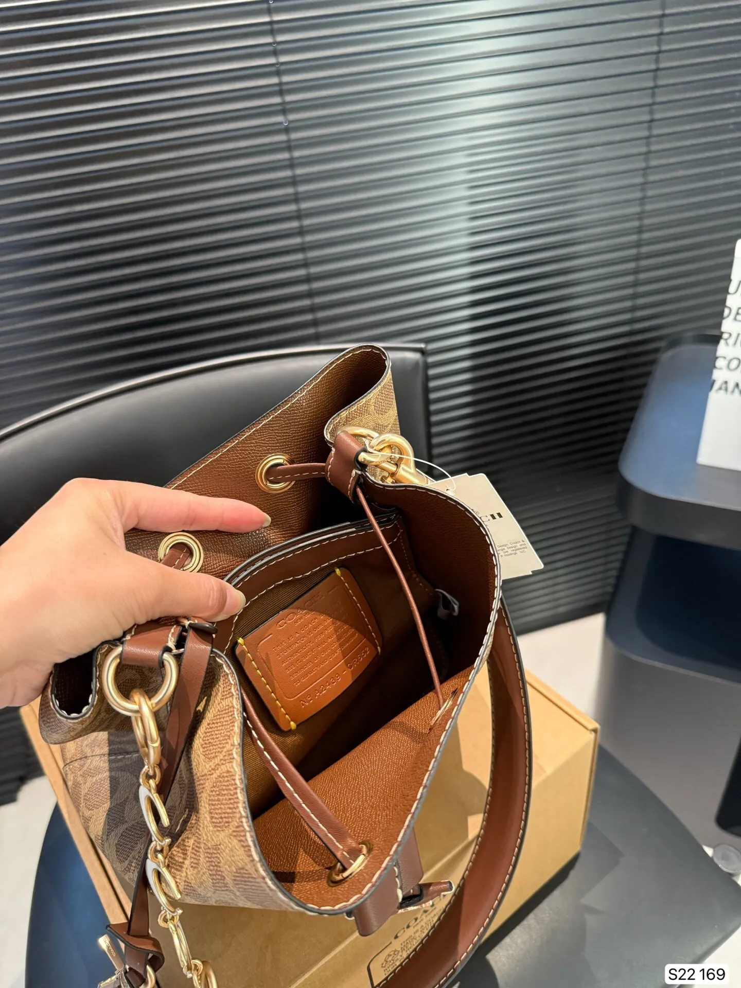All Categories Official Website "Brand Women's Bags" Women's Bags 💙 COACH 2025 New COACH Crossbody Bag