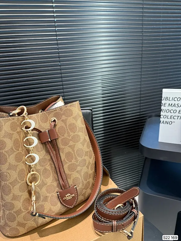 All Categories Official Website "Brand Women's Bags" Women's Bags 💙 COACH 2025 New COACH Crossbody Bag