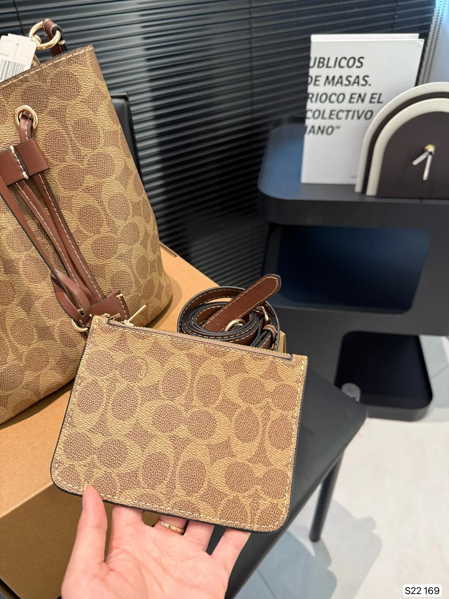 All Categories Official Website "Brand Women's Bags" Women's Bags 💙 COACH 2025 New COACH Crossbody Bag
