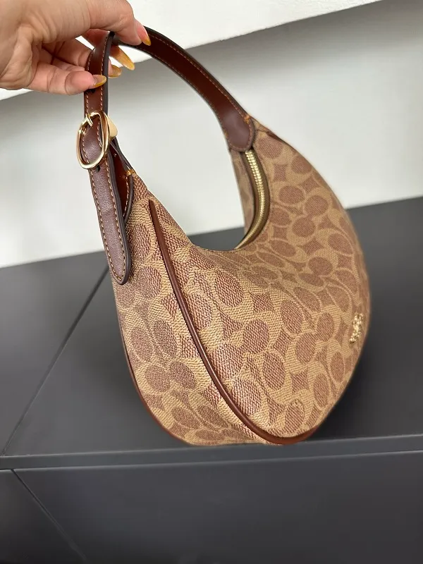 All Categories Coach Women's Bags (COACH) Coach CEN04