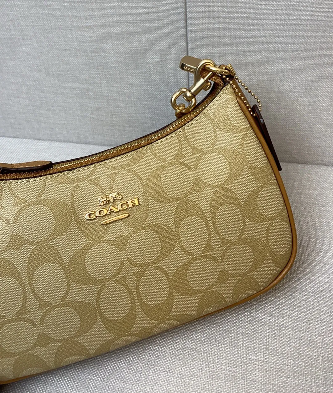 All Categories Coach Women's Bags (COACH) Coach 173CO