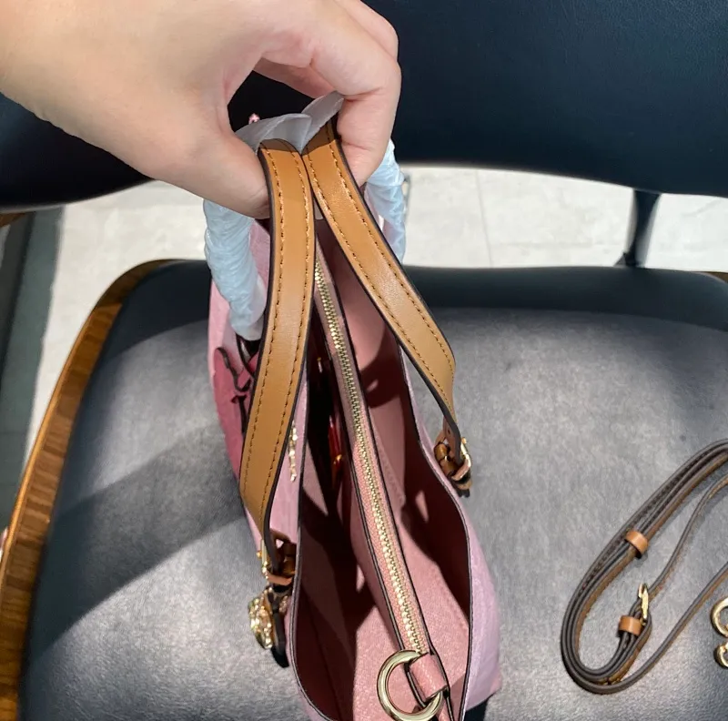 All Categories Official Website "Brand Women's Bags" Women's Bags 💙 COACH 2026 New COACH Bucket Bag