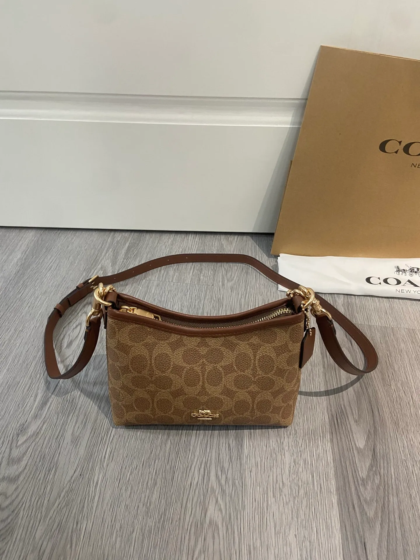 All Categories Coach Women's Bags (COACH) Coach CBH15