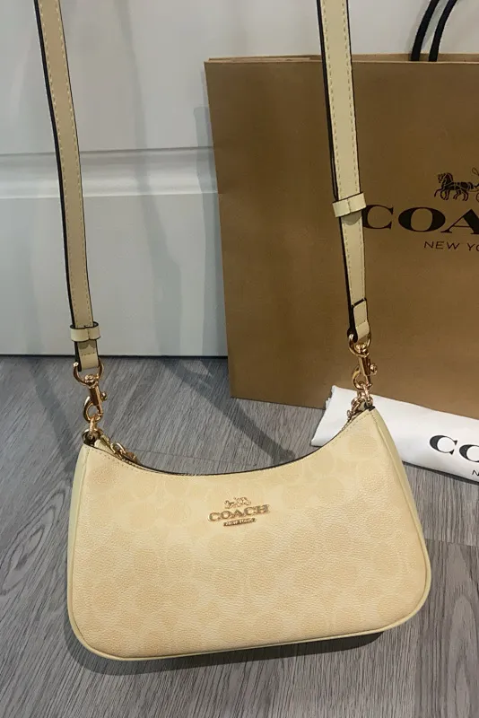 All Categories Coach Women's Bags (COACH) Coach CV933
