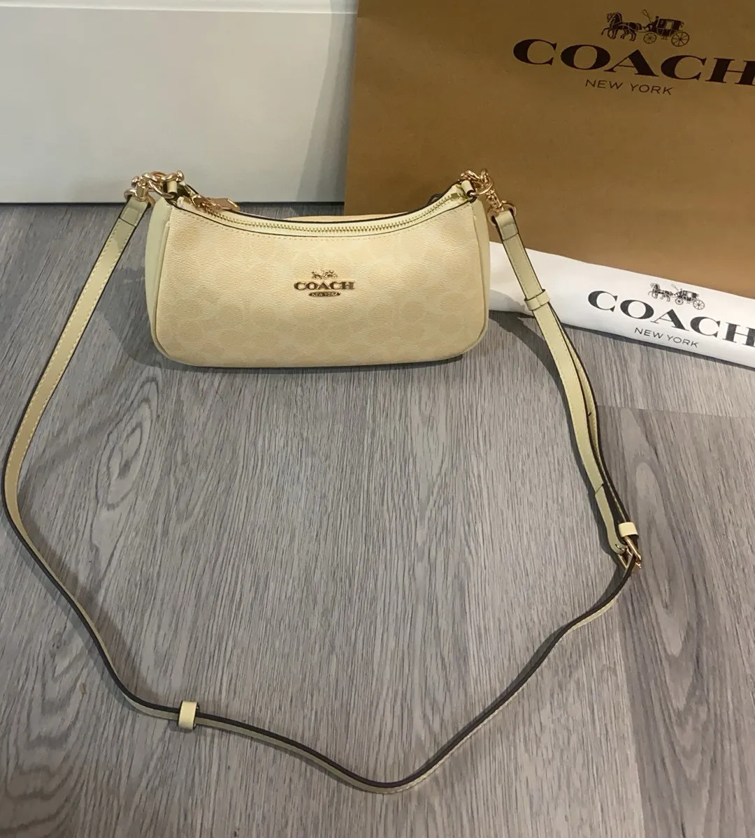 All Categories Coach Women's Bags (COACH) Coach CV933