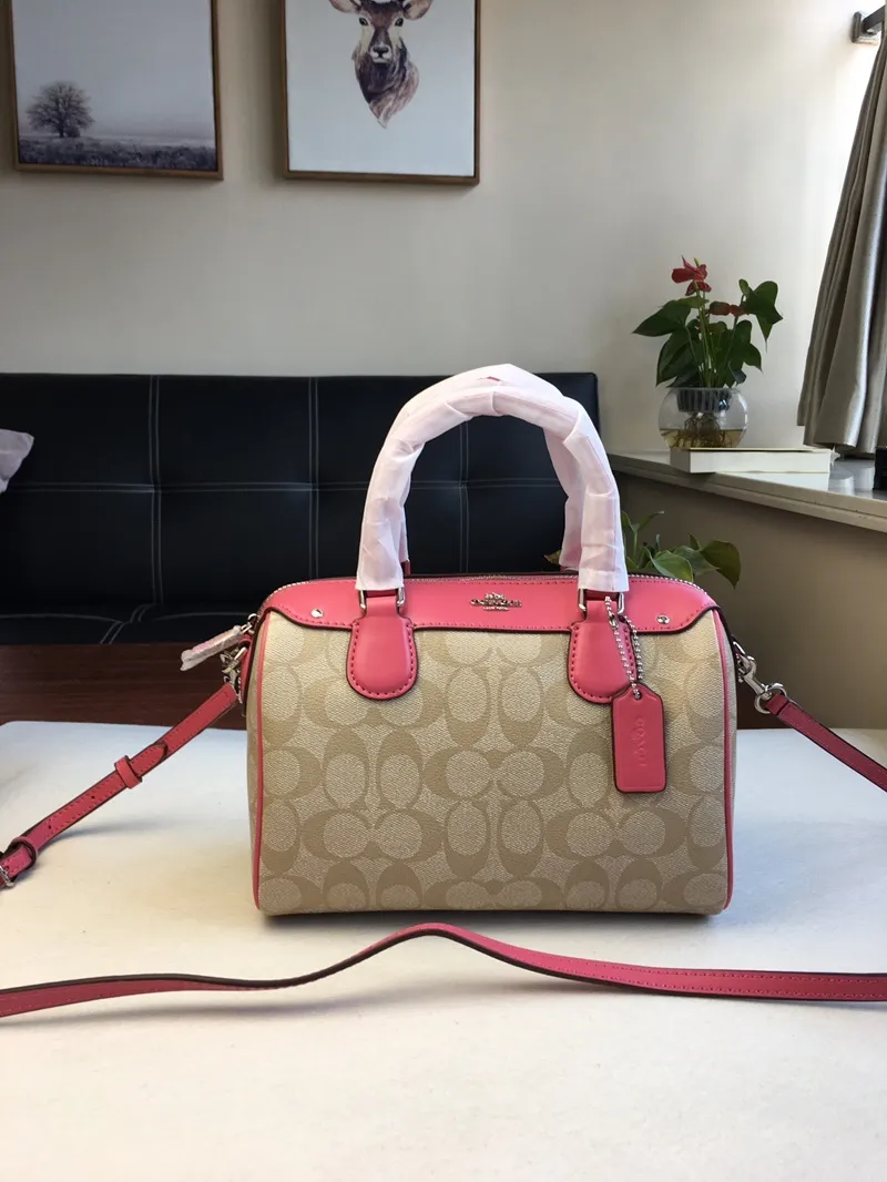 All Categories Official Website "Brand Women's Bags" Women's Bags 💙 COACH 2023 latest COACH crossbody bag