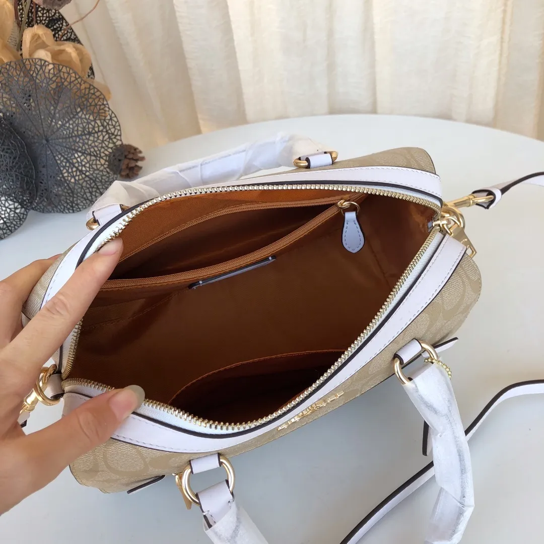 All Categories Official Website "Brand Women's Bags" Women's Bags 💙 COACH 2023 latest COACH crossbody bag