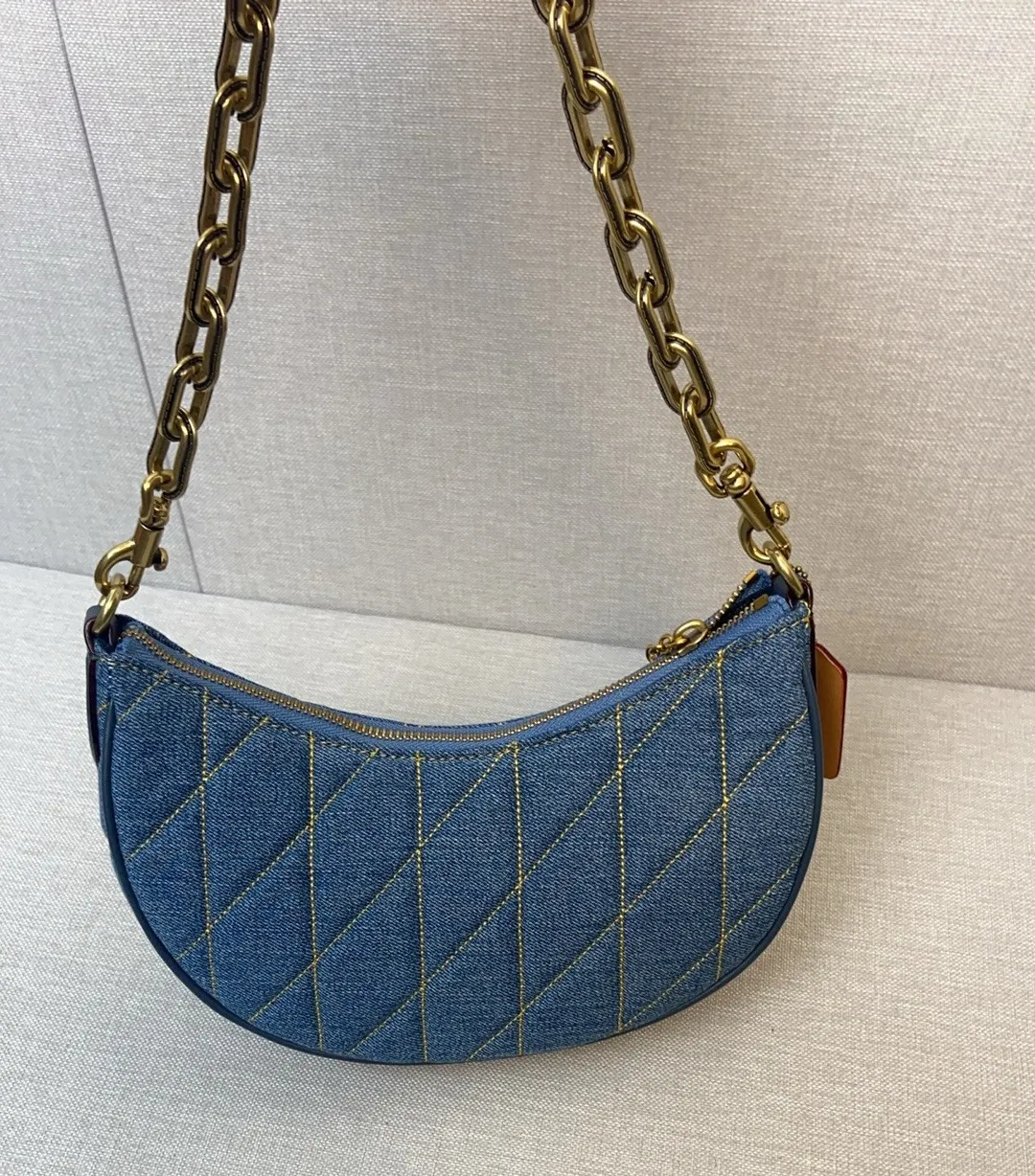 All categories Official website "Brand Women's Bags" Women's Bags 💙 COACH 2024 latest COACH armpit bag