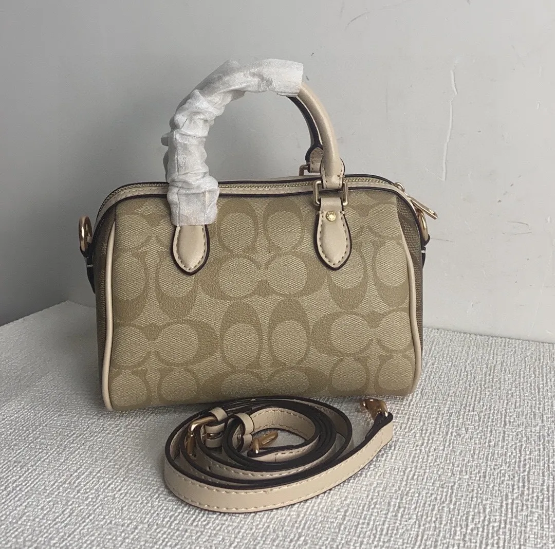 All Categories Official Website "Brand Women's Bags" Women's Bags 💙 COACH 2024 latest model COACH crossbody bag