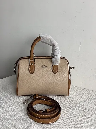 All Categories Official Website "Brand Women's Bags" Women's Bags 💙 COACH 2024 latest model COACH crossbody bag