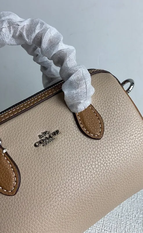 All Categories Official Website "Brand Women's Bags" Women's Bags 💙 COACH 2024 latest model COACH crossbody bag