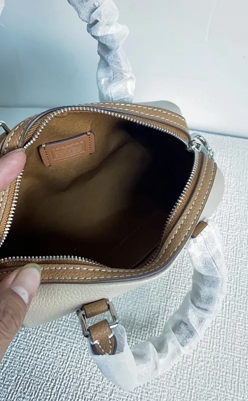 All Categories Official Website "Brand Women's Bags" Women's Bags 💙 COACH 2024 latest model COACH crossbody bag