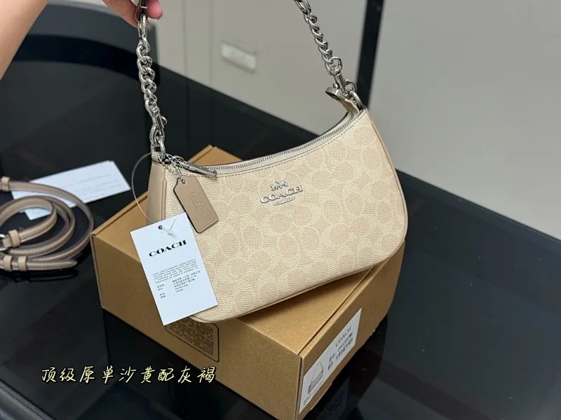 All categories Official website "Brand Women's Bags" Women's Bags 💙 COACH 2025 new COACH armpit bag