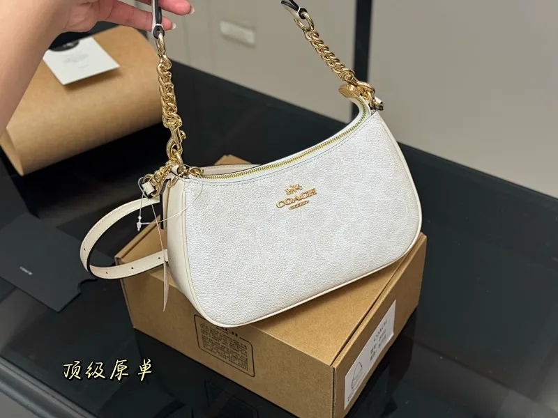 All categories Official website "Brand Women's Bags" Women's Bags 💙 COACH 2025 new COACH armpit bag