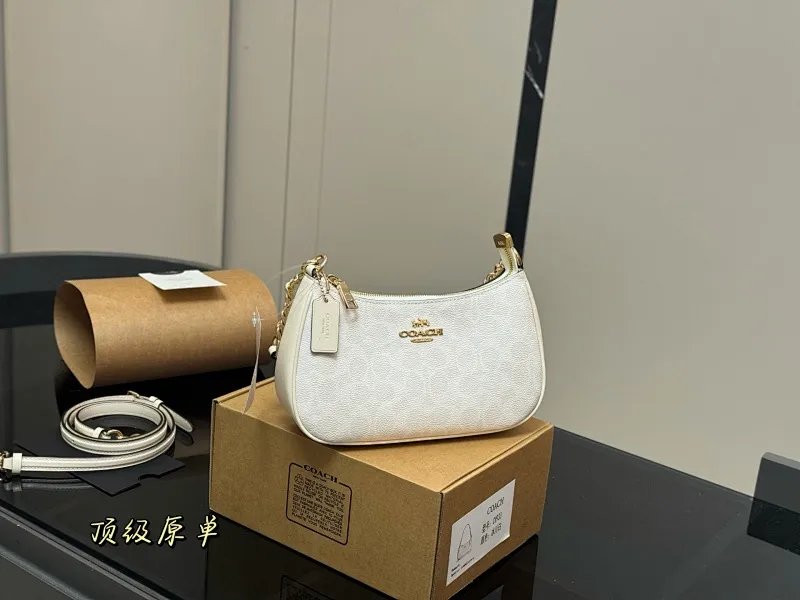 All categories Official website "Brand Women's Bags" Women's Bags 💙 COACH 2025 new COACH armpit bag