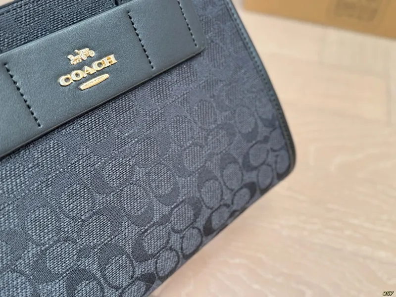 All Categories Official Website "Brand Women's Bags" Women's Bags 💙 COACH 2025 New COACH Crossbody Bag