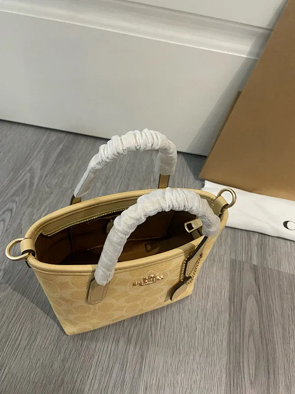 All Categories Coach Women's Bags (COACH) Coach CW032
