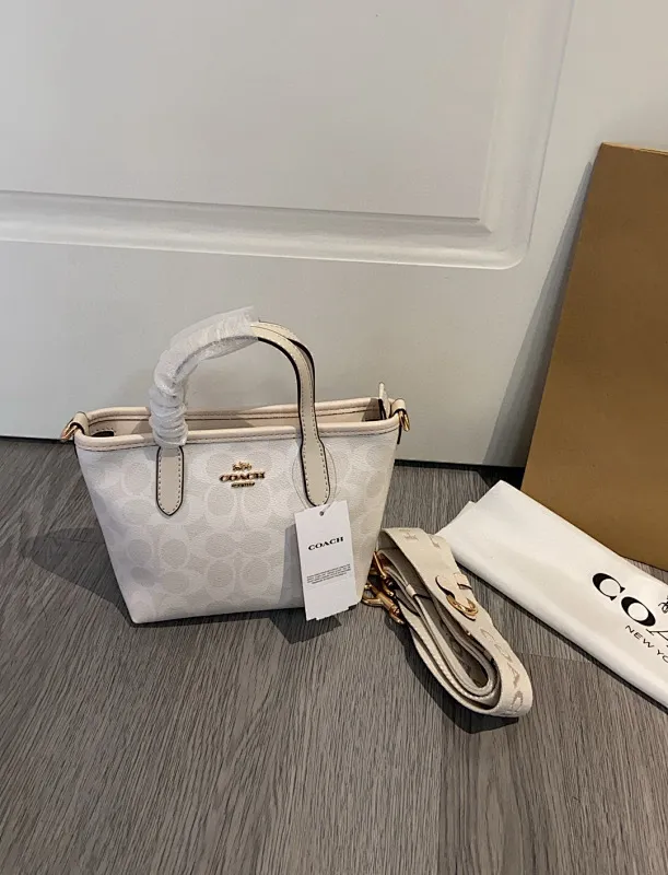 All Categories Coach Women's Bags (COACH) Coach CW032