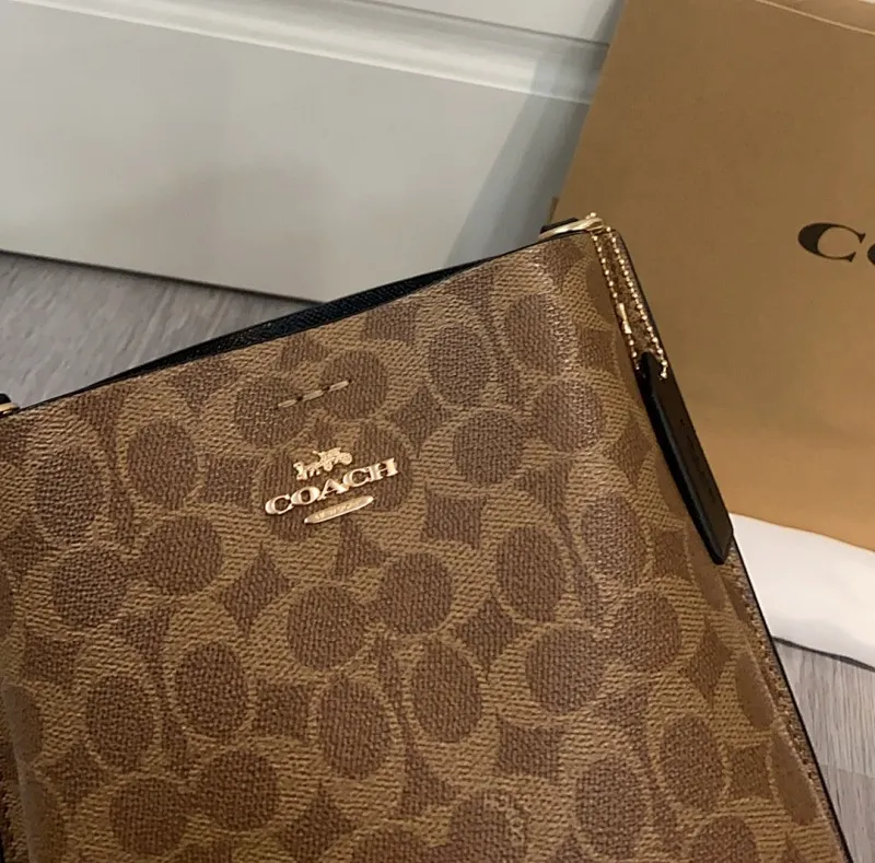 All Categories COACH Women's Bags COACH CBQ33