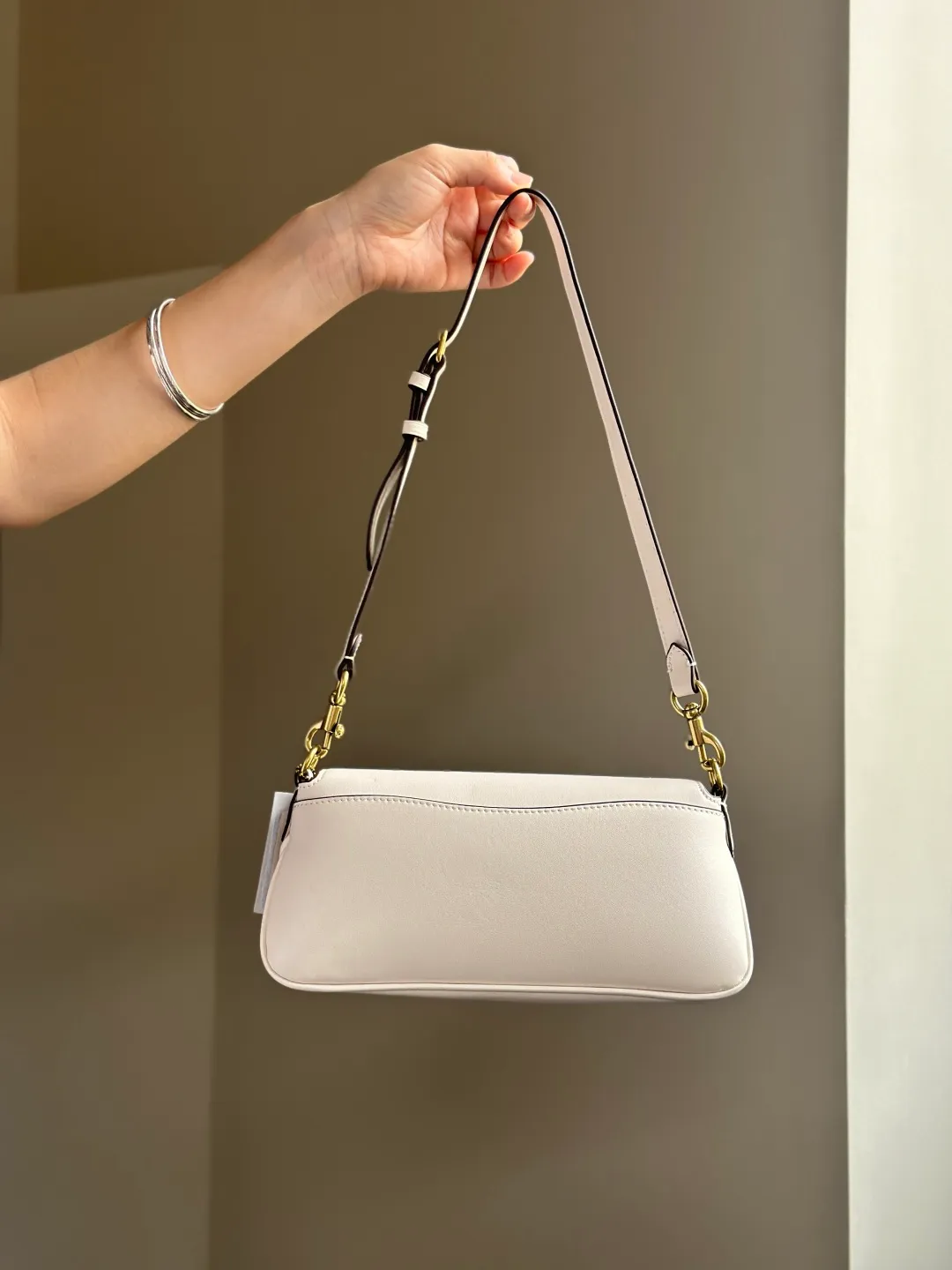 All Categories Official Website "Brand Women's Bags" Women's Bags 💙 COACH 2026 New COACH Underarm Bag
