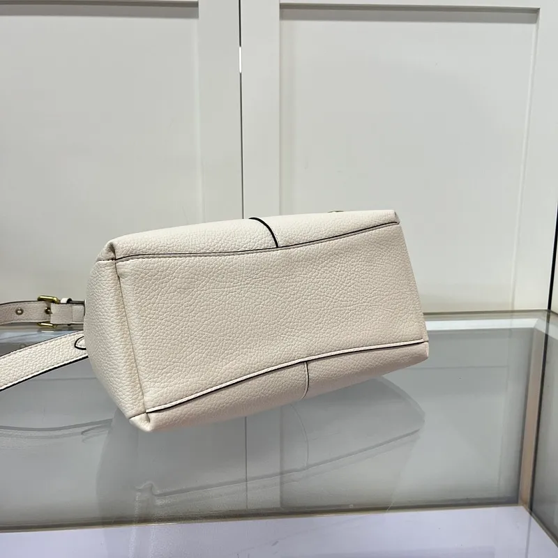 All Categories Coach Women's Bags (COACH) Coach CM545