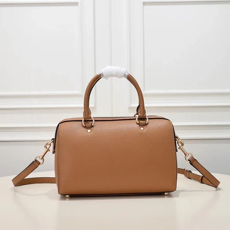 All Categories Official Website "Brand Women's Bags" Women's Bags 💙 COACH 2023 latest COACH crossbody bag
