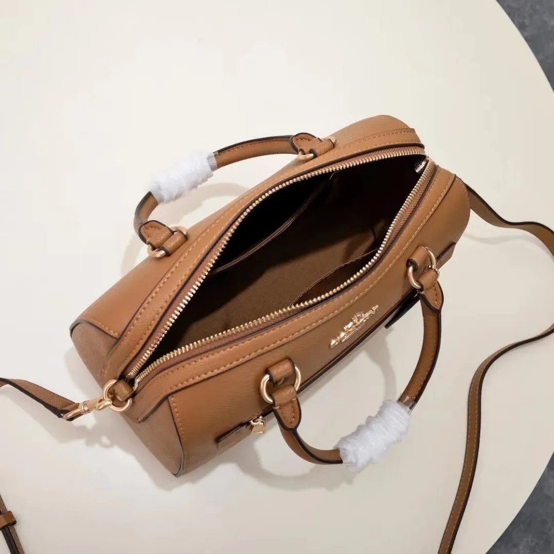 All Categories Official Website "Brand Women's Bags" Women's Bags 💙 COACH 2023 latest COACH crossbody bag