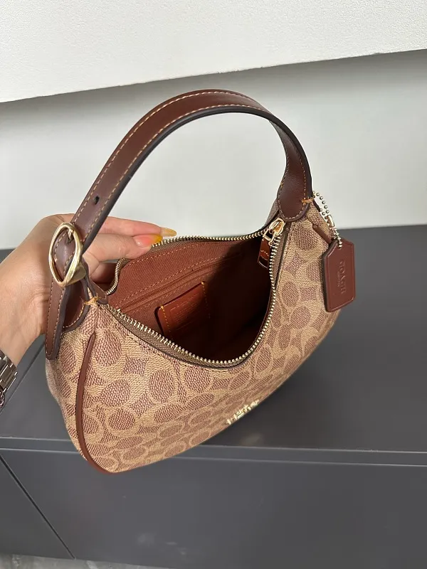 All Categories Coach Women's Bags (COACH) Coach CEN04
