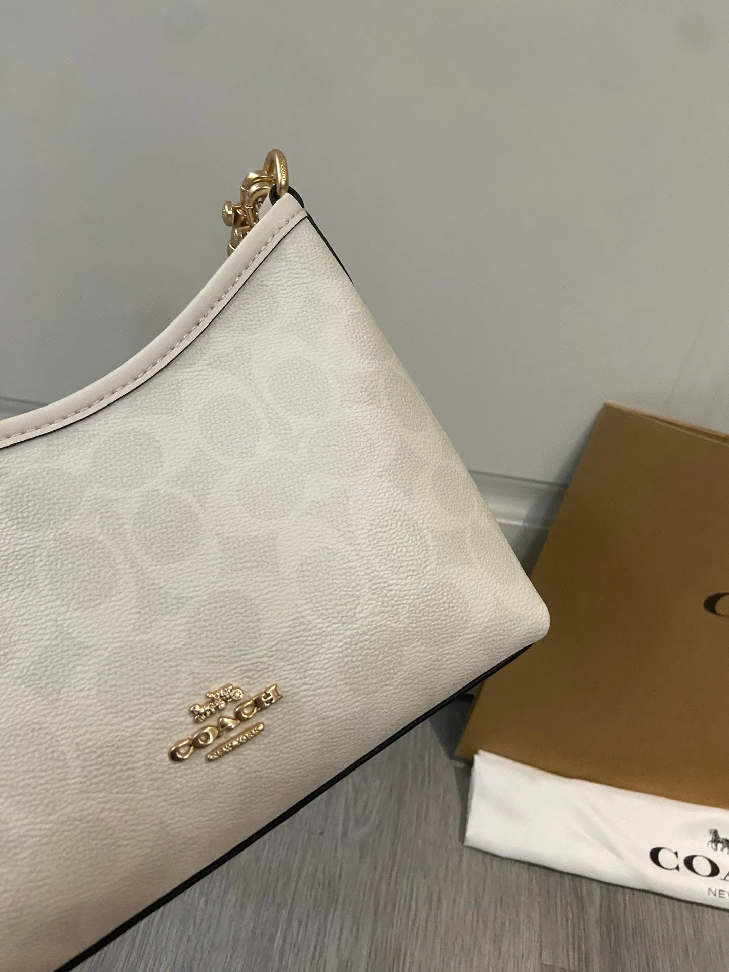 All Categories Coach Women's Bags (COACH) Coach CBH15