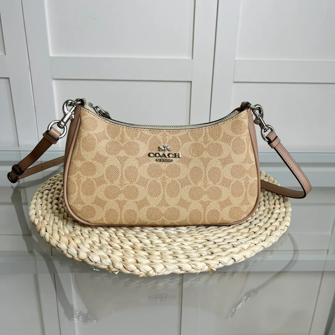 All Categories Coach Women's Bags (COACH) Coach CV933