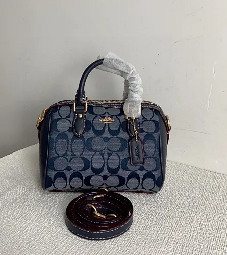 All Categories Official Website "Brand Women's Bags" Women's Bags 💙 COACH 2024 latest model COACH crossbody bag