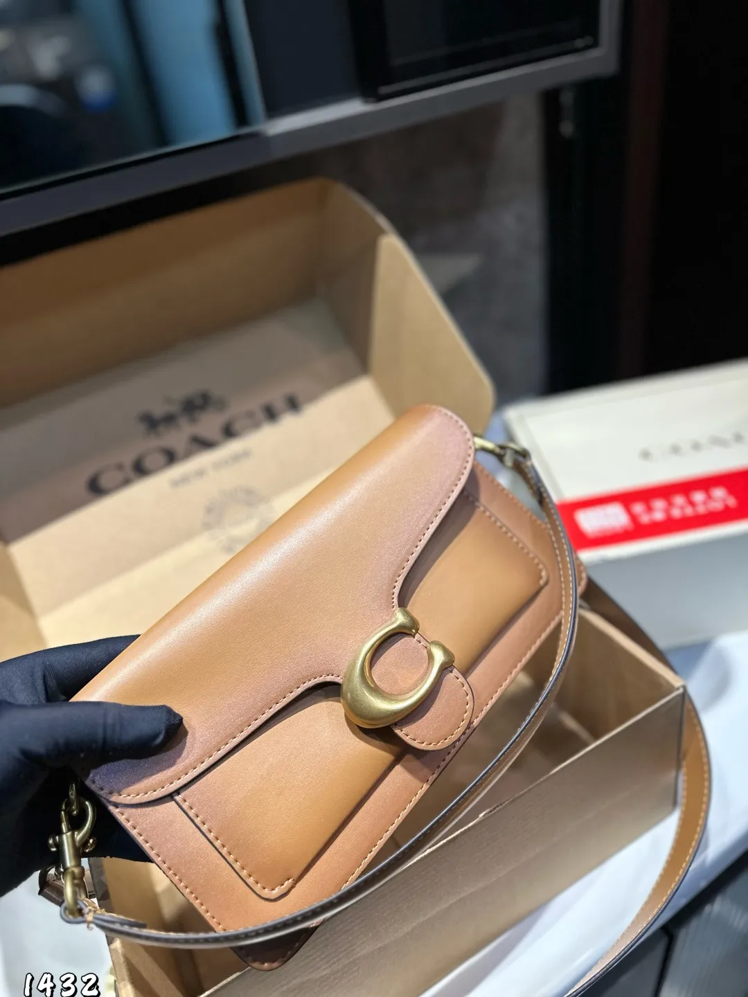 All Categories Official Website "Brand Women's Bags" Women's Bags 💙 COACH 2025 New COACH Crossbody Bag