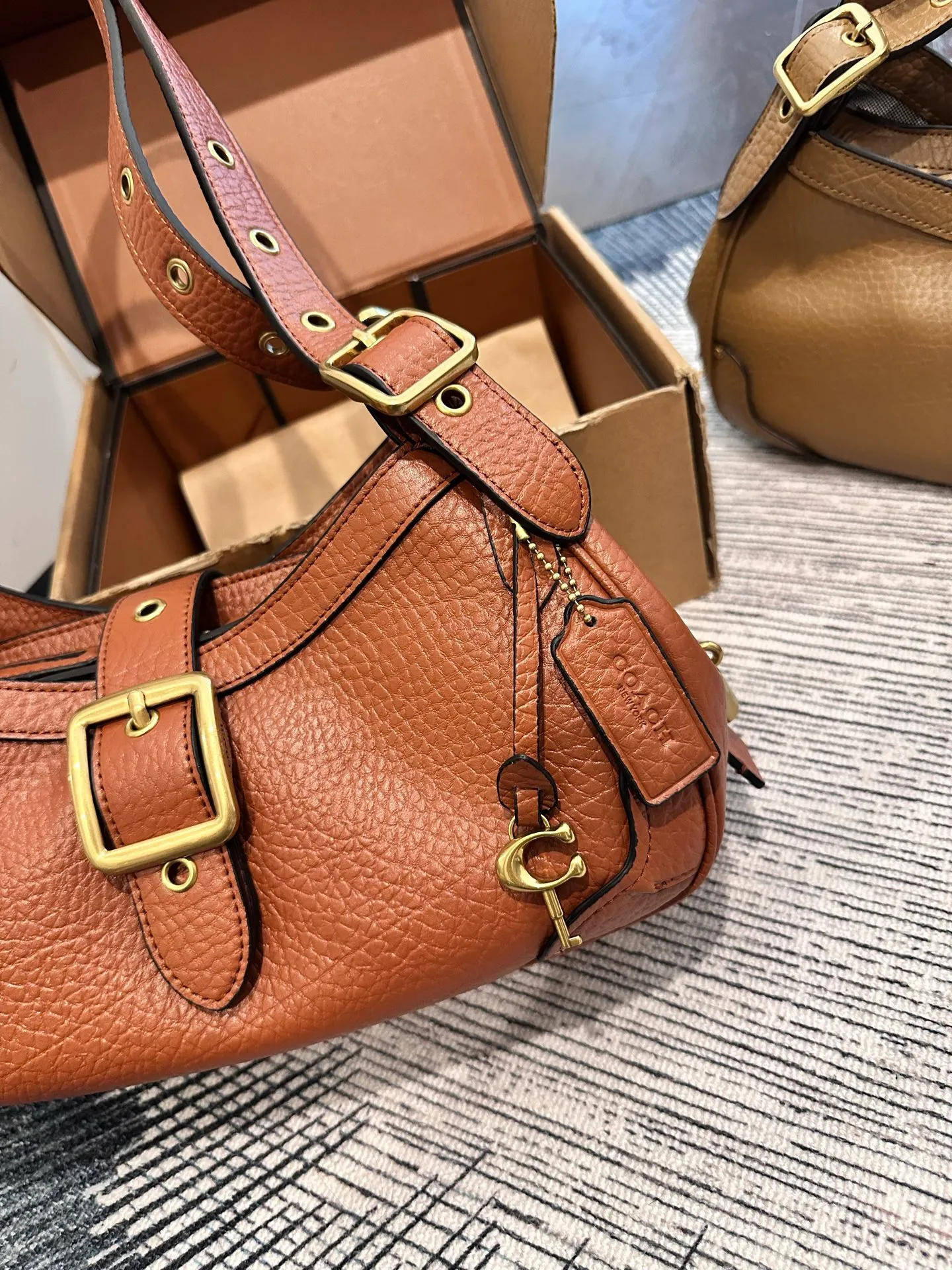 All Categories Official Website "Brand Women's Bags" Women's Bags 💙 COACH 2026 New COACH Drifter 31 Underarm Bag