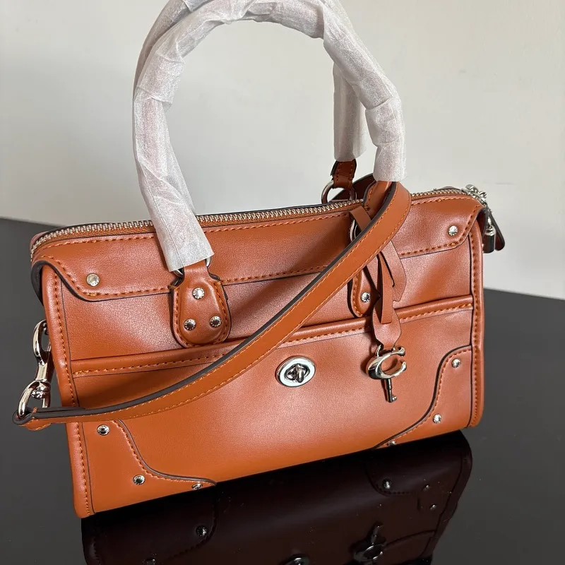 All Categories Coach Women's Bags (COACH) Coach CFN69