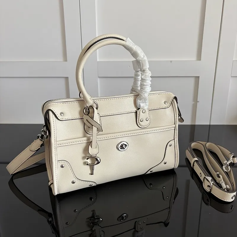 All Categories Coach Women's Bags (COACH) Coach CFN69