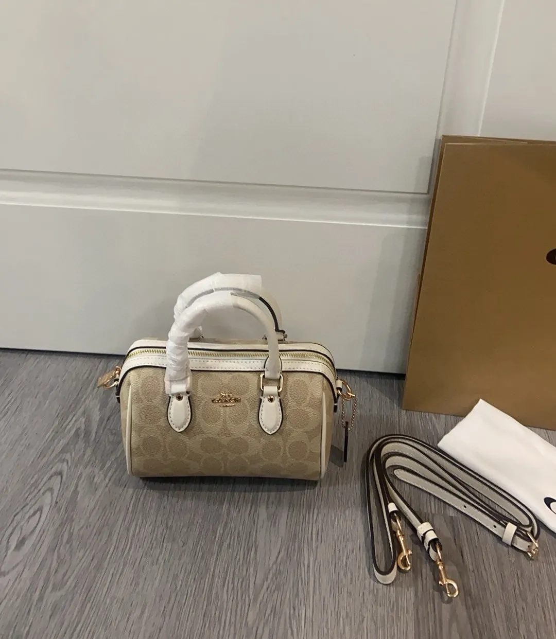 All Categories Coach Women's Bags (COACH) Coach CW330