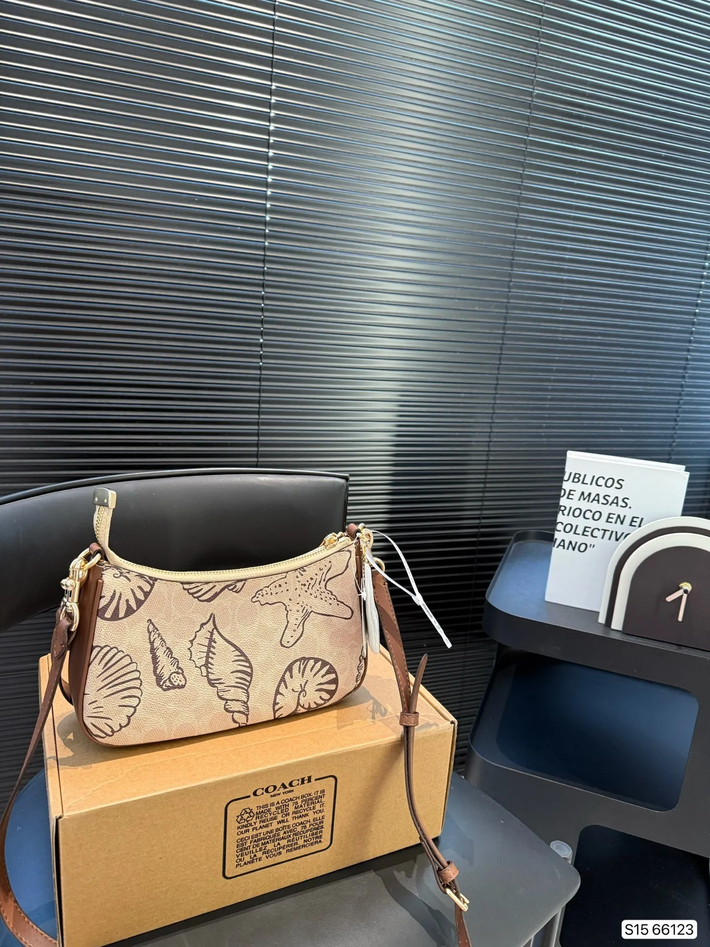 All categories Official website "Brand Women's Bags" Women's Bags 💙 COACH 2025 new COACH armpit bag